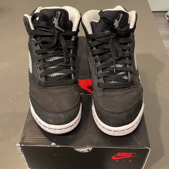 Jordan 5 Retro - Picture 2 of 9